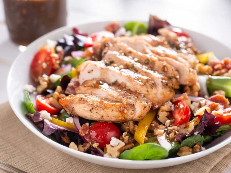 3 Popular Chick Fil A Salads Ingredients, Calories, & Price