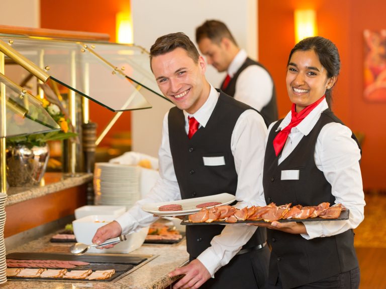 What is a Limited Service Restaurant? Types & Benefits