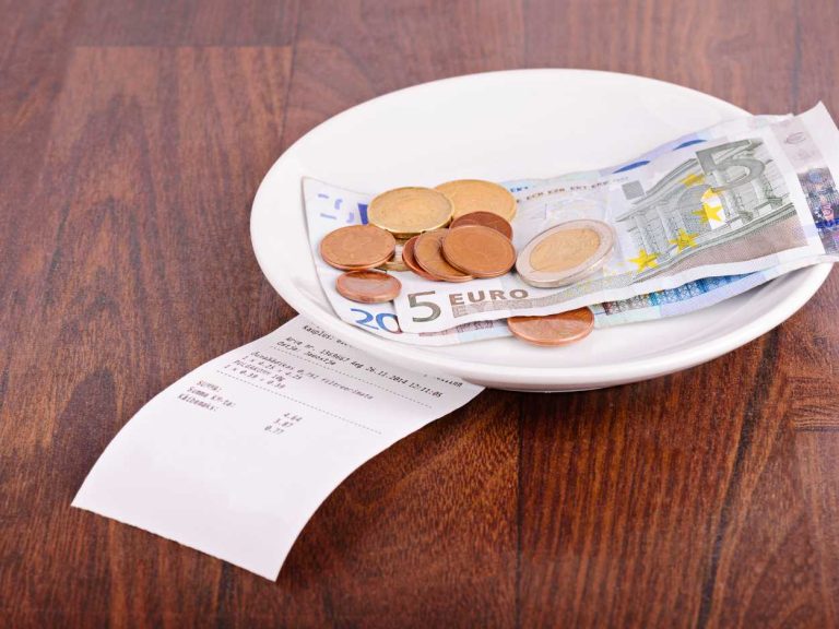 What is a Tip Out in a Restaurant?