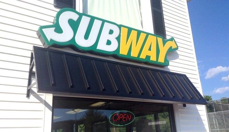 Does Subway Serve Breakfast All Day?