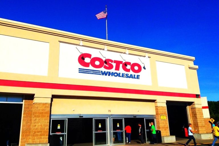 What Time Does Costco Open & Close?