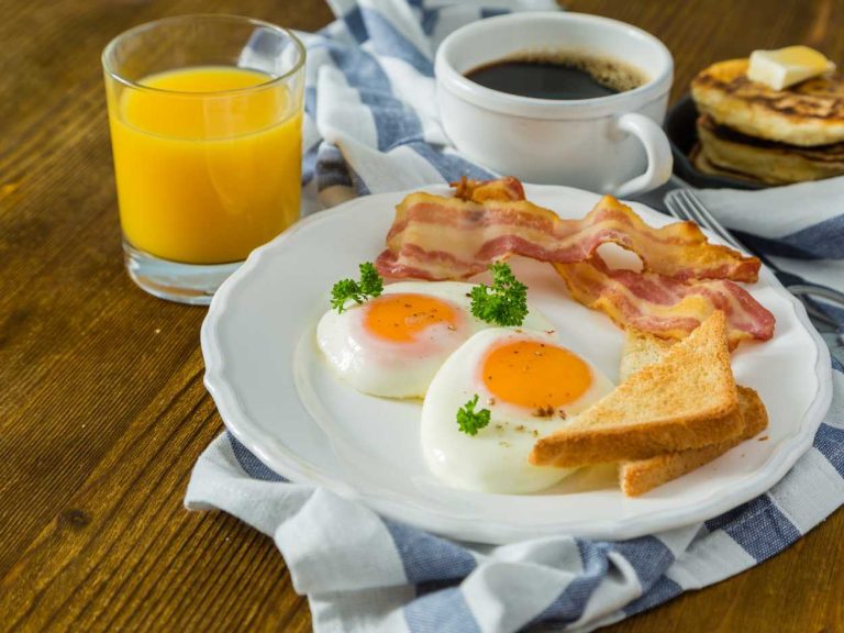 Golden Corral Breakfast Hours: When Does Golden Corral Serve & Stop Breakfast?