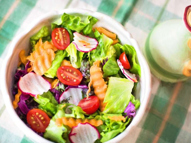 Popular 3 Whataburger Salad Price & Ingredients 2024